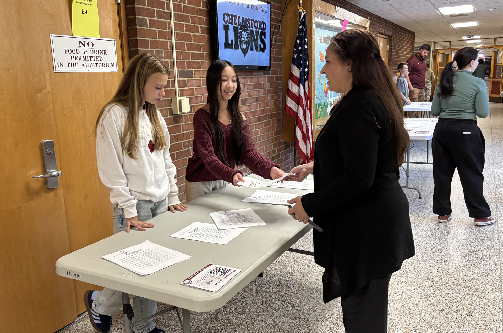 McCarthy 8th Grade Open House Student Ambassadors for McCarthy Middle School help parents and guardians find their way around the school during the parent-curriculum night open house on Tuesday, Sept. 22.
